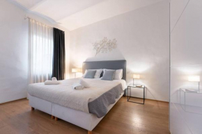 Keys of Italy - AlberoBS 15 TOT - Cozy apartments nearby Train Station